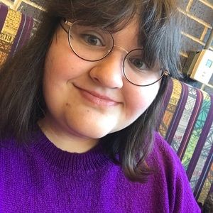 Meet your Posher, Caroline